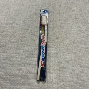 Vintage 1993 Crest Complete Toothbrush Large soft  Angled Head Rare 90's